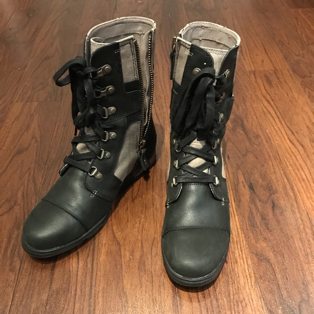 Sorel women’s boots size 8.5
